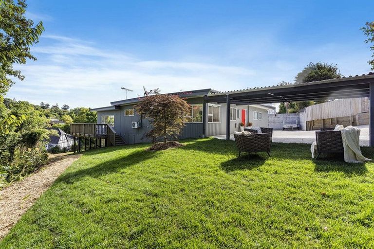 Photo of property in 3 Micawber Place, Mellons Bay, Auckland, 2014