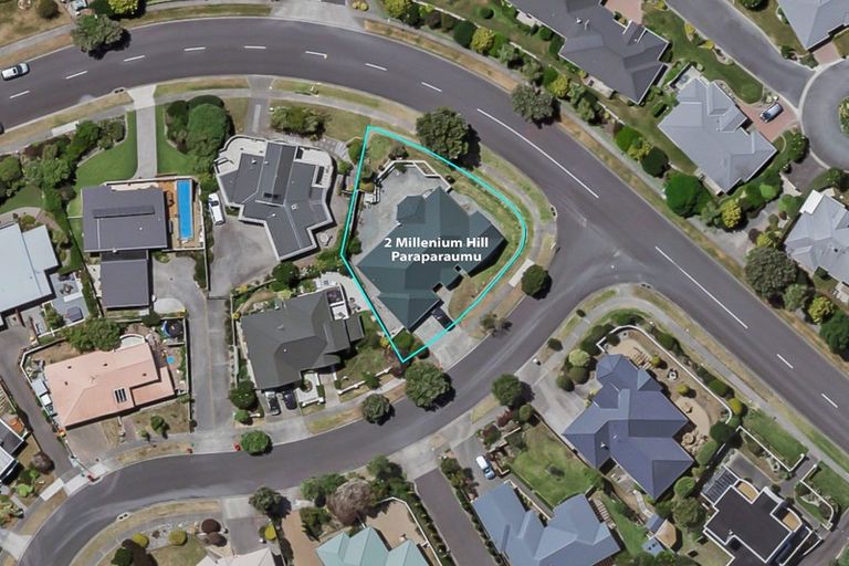 Photo of property in 2 Millennium Hill, Paraparaumu, 5032