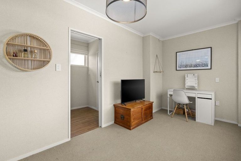 Photo of property in 37 Brookfield Terrace, Brookfield, Tauranga, 3110
