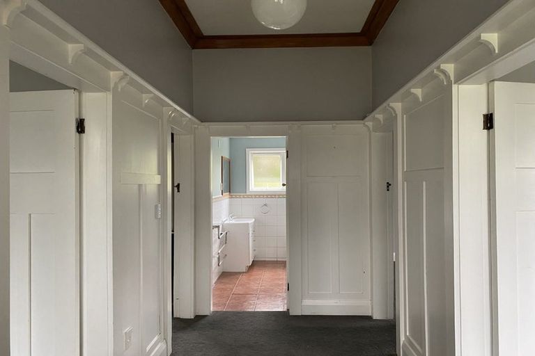 Photo of property in 39 Home Street, Winton, 9720