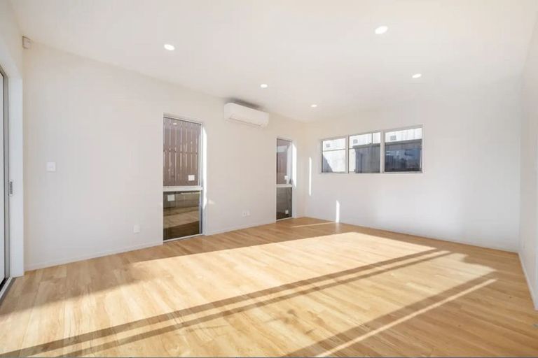 Photo of property in 14b Christella Street, Flat Bush, Auckland, 2019