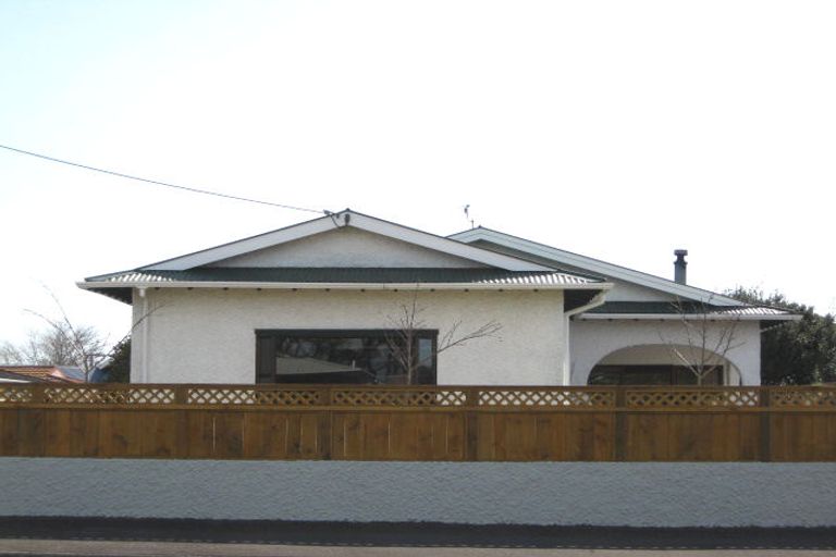 Photo of property in 26a Tukapa Street, Westown, New Plymouth, 4310