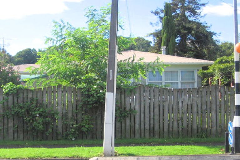 Photo of property in 1/22 Carruth Road, Papatoetoe, Auckland, 2025