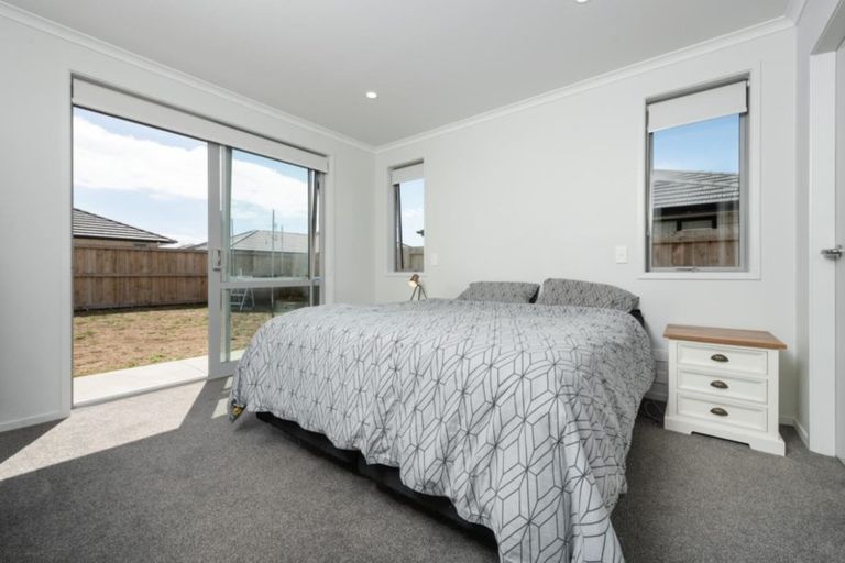Photo of property in 35 Piata Street, Papamoa Beach, Papamoa, 3118