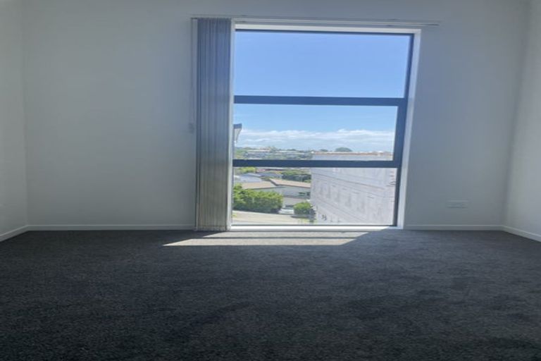 Photo of property in 1b Zion Road, Birkenhead, Auckland, 0626