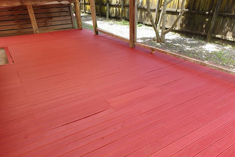 Photo of property in 79 Roberts Road, Te Atatu South, Auckland, 0610