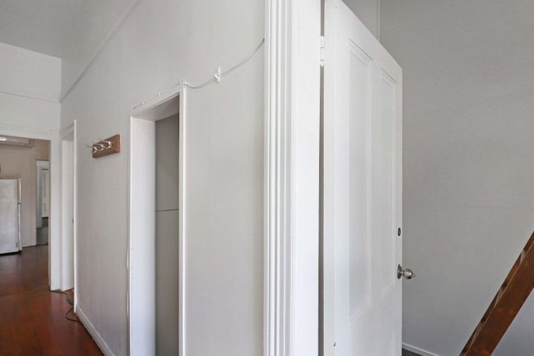 Photo of property in 104 Wallace Street, Mount Cook, Wellington, 6021