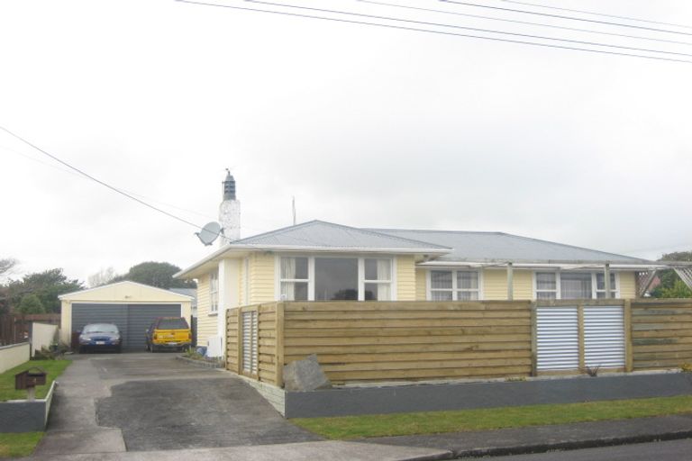 Photo of property in 4 Rata Street, Upper Vogeltown, New Plymouth, 4310