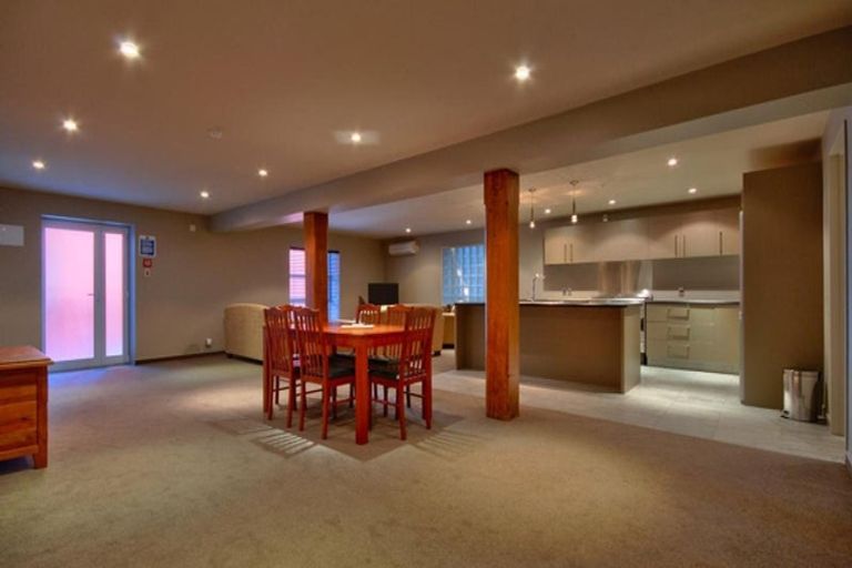 Photo of property in 5/2 Manor Place, Dunedin Central, Dunedin, 9016