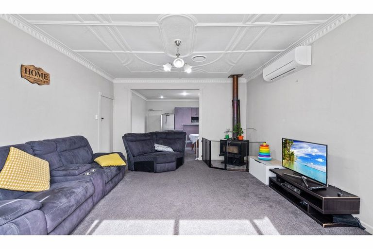 Photo of property in 11 Wallace Street, Grasmere, Invercargill, 9810