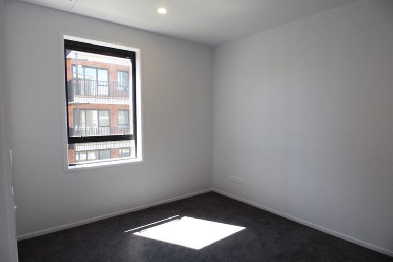 Photo of property in 106/77 Hobsonville Point Road, Hobsonville, Auckland, 0616