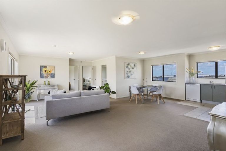 Photo of property in St Claire Village, 175/172 Mcleod Road, Te Atatu South, Auckland, 0610