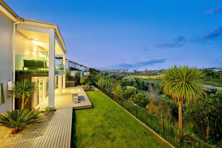 Photo of property in 26 Remuremu Street, Long Bay, Auckland, 0630