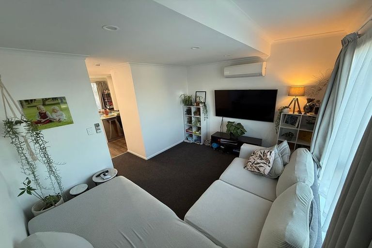 Photo of property in 3 Ngae Place, Mangere East, Auckland, 2024