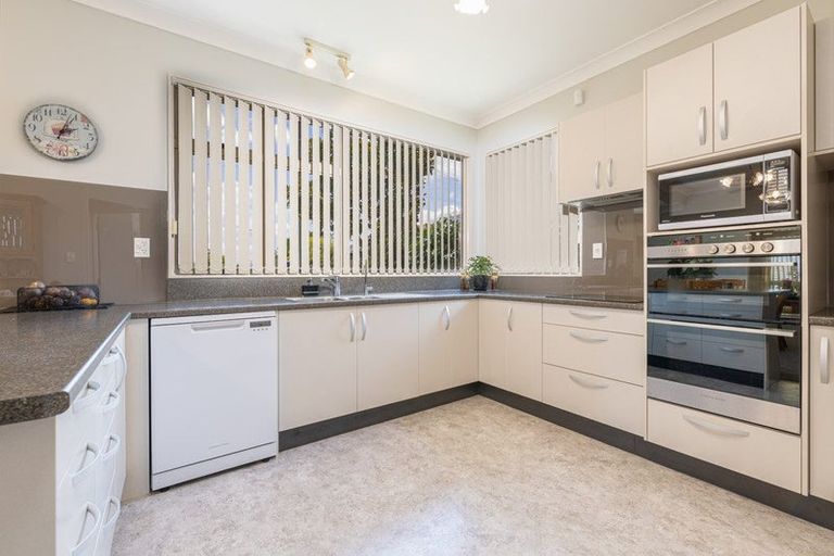 Photo of property in 28 Rayner Road, Huntly, 3700