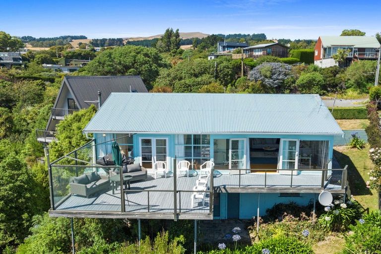 Photo of property in 25 Ranui Crescent, Diamond Harbour, 8971