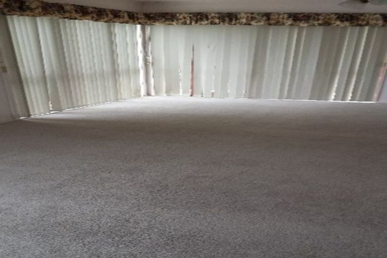 Photo of property in 9n View Road, Glenfield, Auckland, 0627