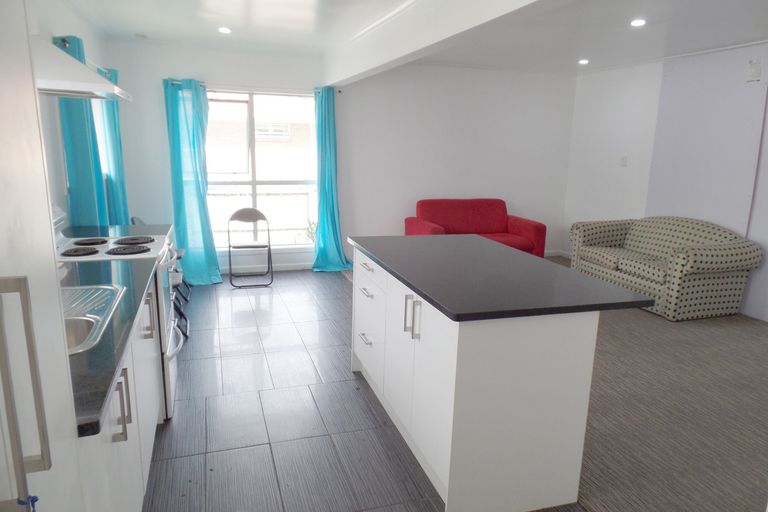 Photo of property in 3 Waterview Road West, Takanini, 2112