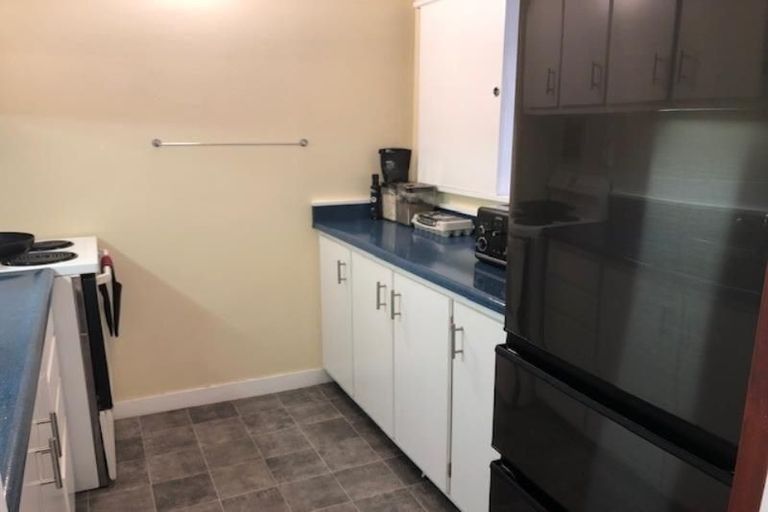 Photo of property in Hobson Court Flats, 13/70u Hobson Street, Thorndon, Wellington, 6011
