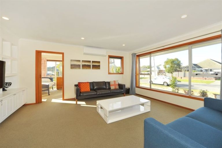 Photo of property in 11 Norah Street, Mairehau, Christchurch, 8013