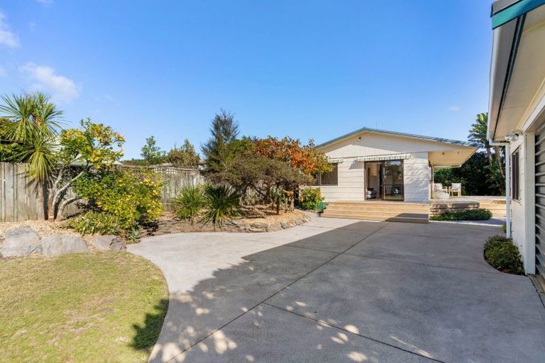 Photo of property in 321 Otahu Road, Whangamata, 3620
