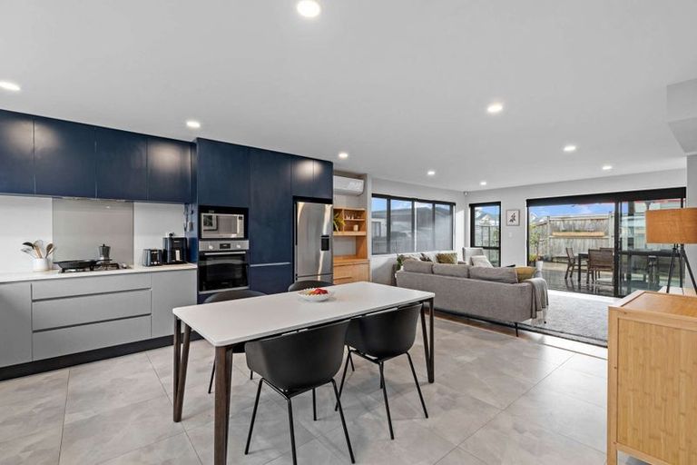 Photo of property in 1 Exmoor Road, Karaka, Papakura, 2113