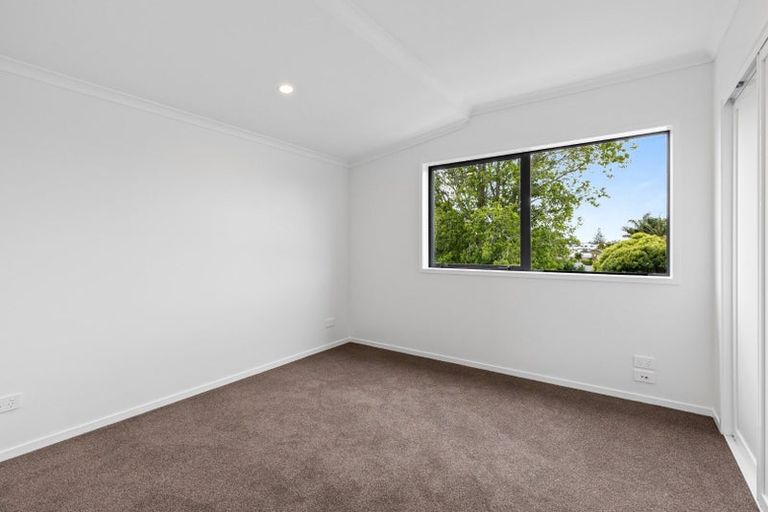 Photo of property in 500f Te Atatu Road, Te Atatu Peninsula, Auckland, 0610