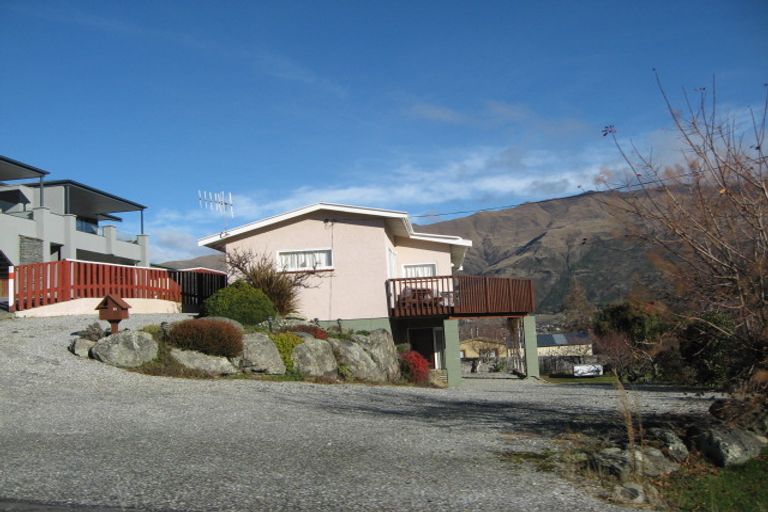 Photo of property in 18 Matai Road, Wanaka, 9305