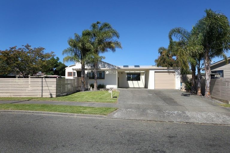 Photo of property in 39 Glamorgan Avenue, Tamatea, Napier, 4112