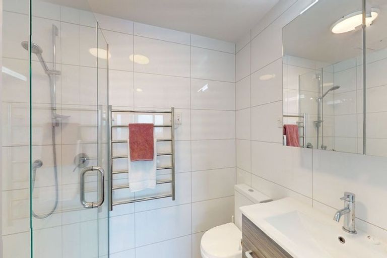 Photo of property in Frame Apartments, 404/111u Molesworth Street, Thorndon, Wellington, 6011