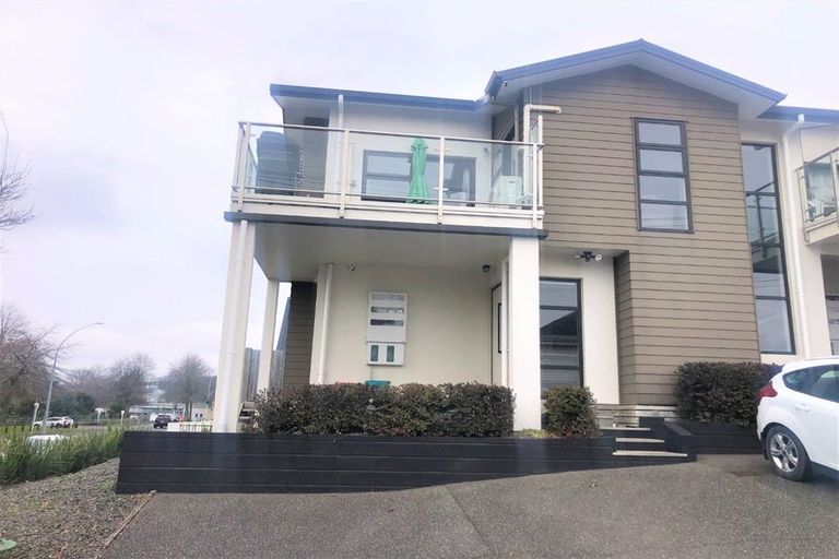 Photo of property in 29u1 Seddon Road, Frankton, Hamilton, 3204