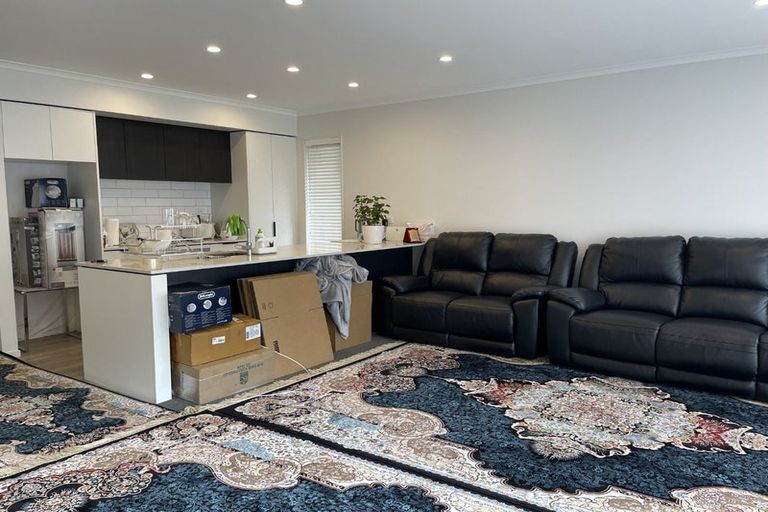 Photo of property in 16 Shortfin Place, Flat Bush, Auckland, 2019