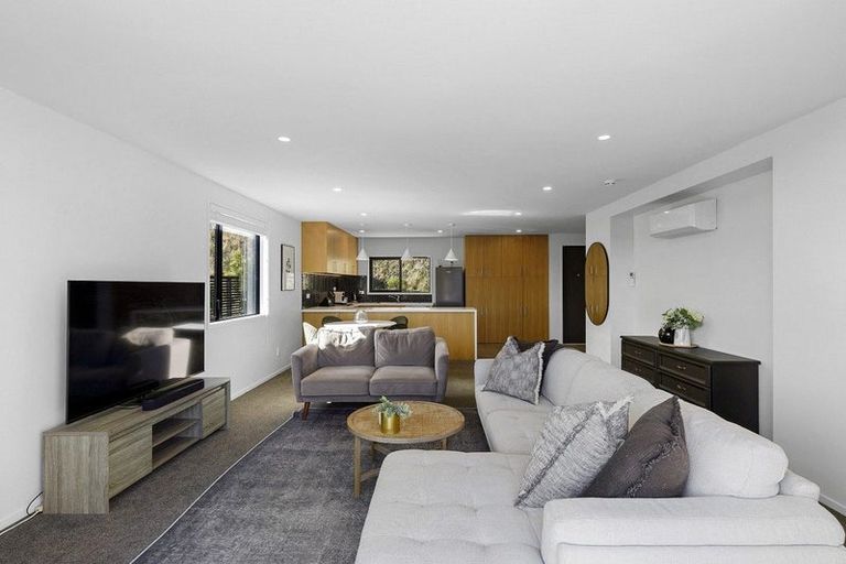 Photo of property in 17 Holystone Road, Whitby, Porirua, 5024