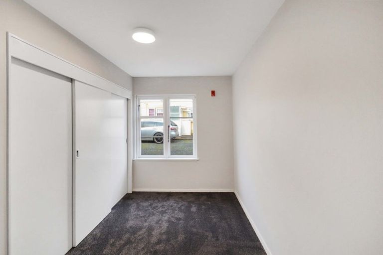 Photo of property in 2 Argyle Grove, Trentham, Upper Hutt, 5018