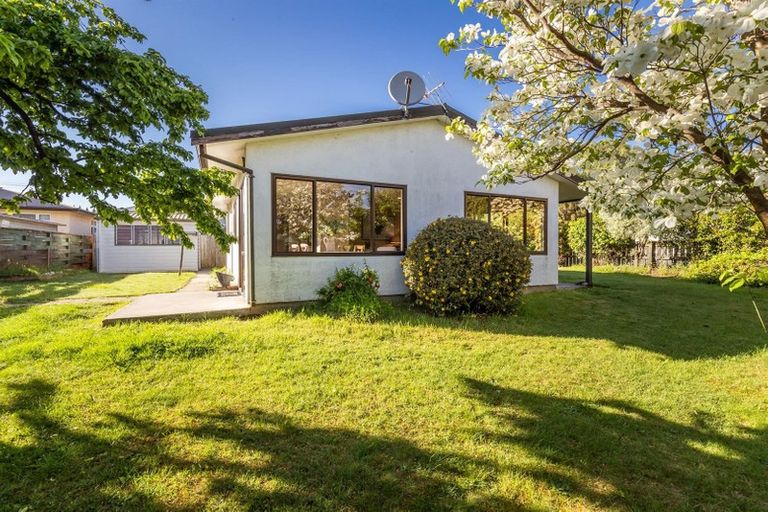 Photo of property in 60 Mcdougall Street, Wanaka, 9305