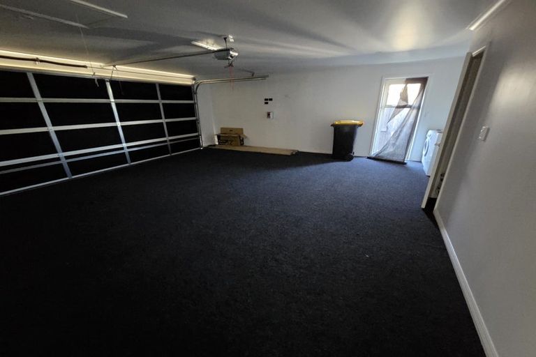 Photo of property in 16 Highgate Drive, Rangiora, 7400