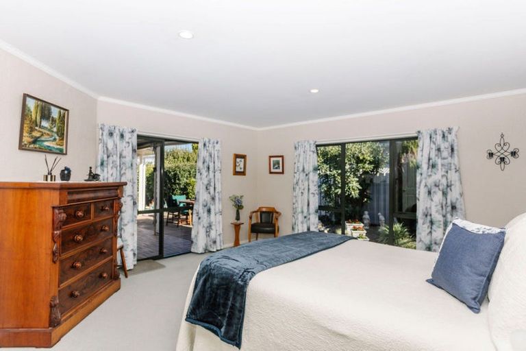 Photo of property in 3 James Street, Dannevirke, 4930