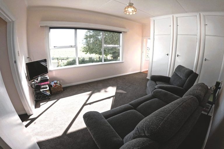 Photo of property in 1915 State Highway 2, Waipukurau, 4275