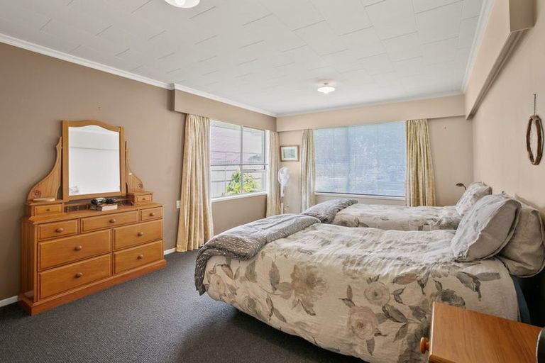 Photo of property in 1/10 Birdwood Avenue, Moturoa, New Plymouth, 4310