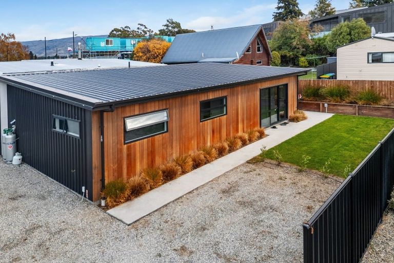 Photo of property in 43a Melmore Terrace, Cromwell, 9310