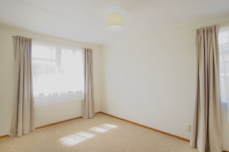 Photo of property in 57 Chingford Close, Mangere, Auckland, 2022