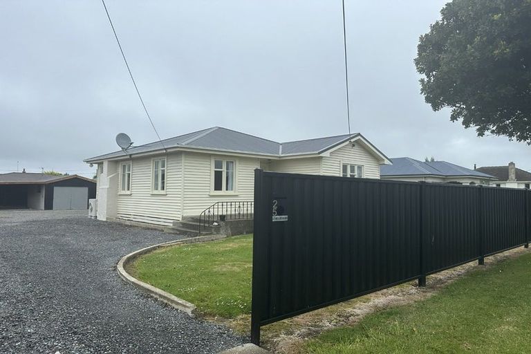Photo of property in 25 Willis Street, Grasmere, Invercargill, 9810