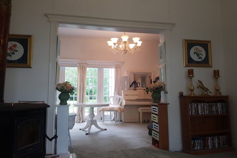 Photo of property in 86 Grey Street, Woodville, 4920