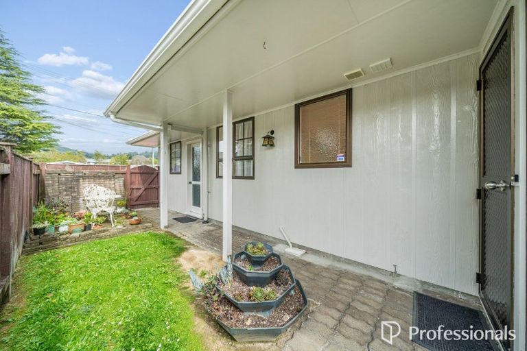 Photo of property in 14 Rawhiti Street, Stokes Valley, Lower Hutt, 5019