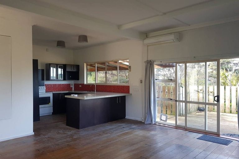 Photo of property in 1306 Old North Road, Helensville, 0875