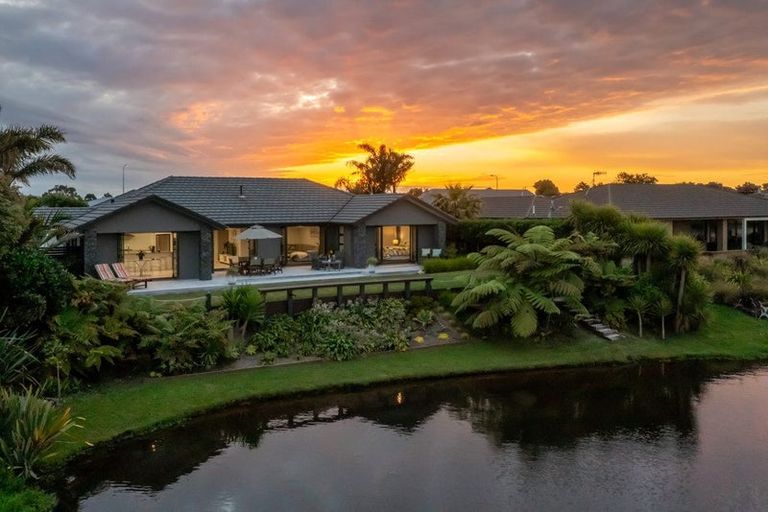 Photo of property in 3 Mcgregor Place, Paraparaumu, 5032