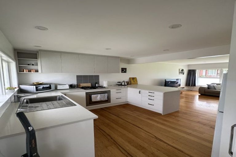 Photo of property in 2112/110 East Coast Road, Forrest Hill, Auckland, 0620
