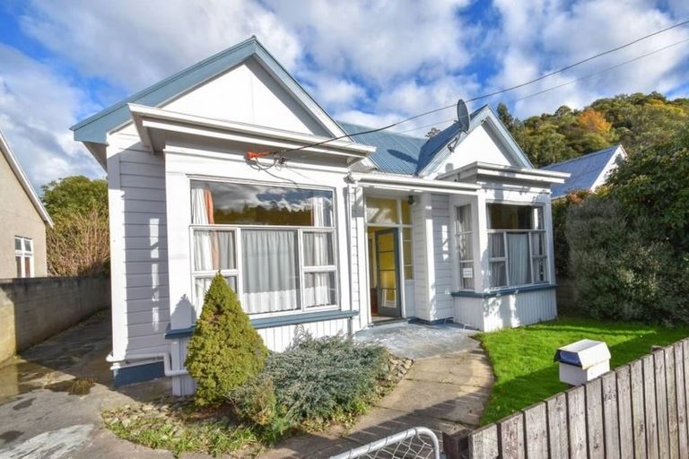 Photo of property in 15 Northumberland Street, North East Valley, Dunedin, 9010