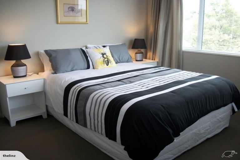 Photo of property in 15 Pentonville Close, Westmorland, Christchurch, 8025