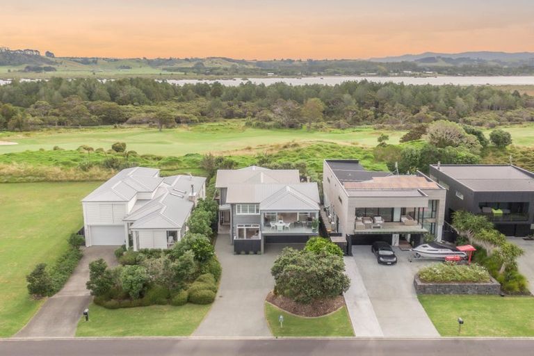 Photo of property in 58 Mangatawhiri Road, Omaha, Warkworth, 0986